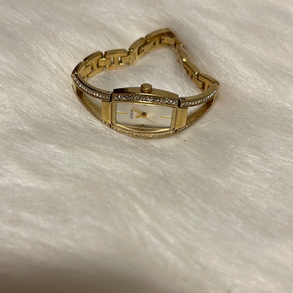 Guess Watch - Picture 2 of 4